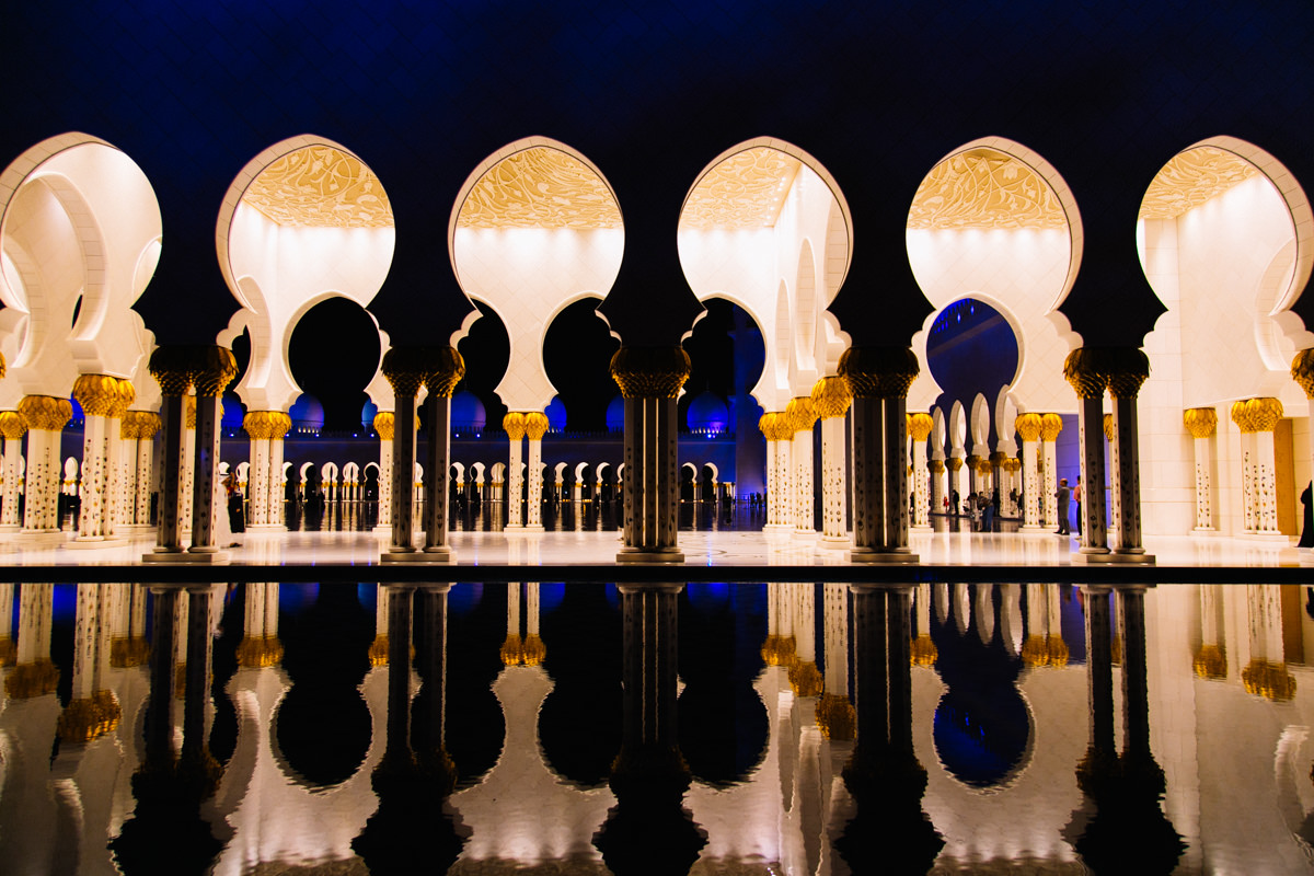 sheikh-zayed-mosque-at-night-00013